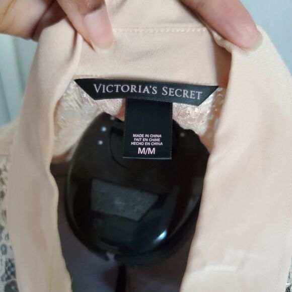 NWT Victoria's Secret Women's Button-down Shirt Medium Peach Lace Top - Picture 9 of 11